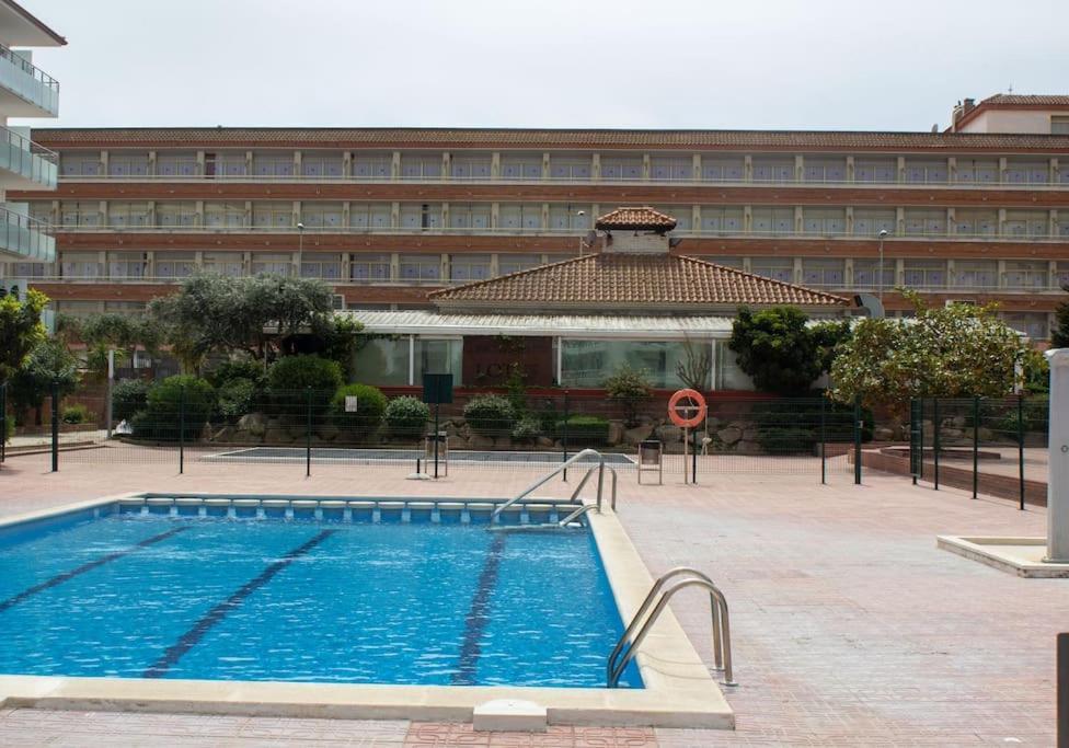 Alegre Apto Con Piscina, A 300M De La Playa. Blanes Exterior foto